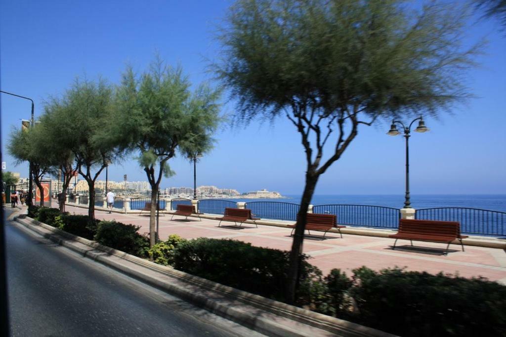 Modern 2 Bedroom Apartment In St Julians San Giuliano Esterno foto